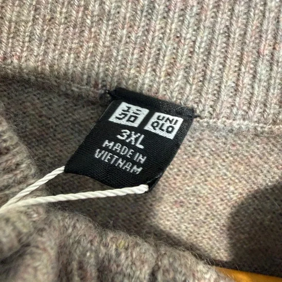Uniqlo 100% Cashmere Sweater Mens 3XL Quarter Zip Soft Mock Neck Ribbed Hem NEW